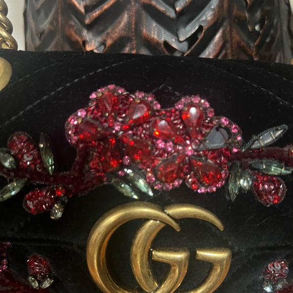 Gucci Black Velvet crystal flower marmont evening bag cross body stunning! - Picture 4 of 8